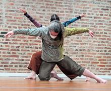 Sylvana Christopher and Malcolm Shute perform Mid Flight